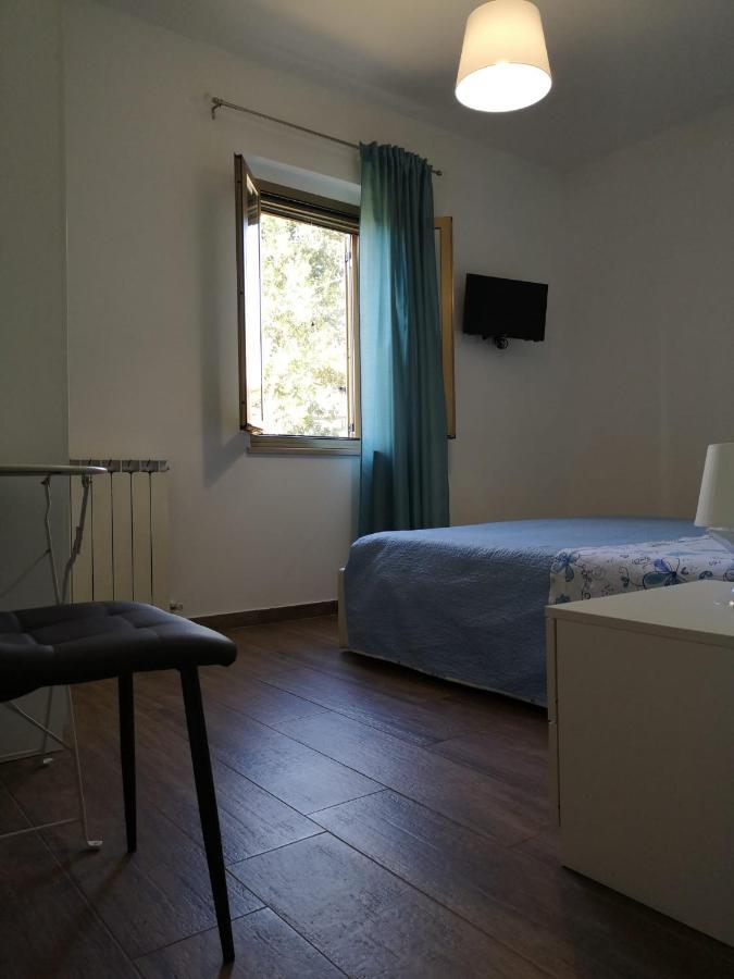 Lory Bed & Breakfast Elice ภายนอก รูปภาพ
